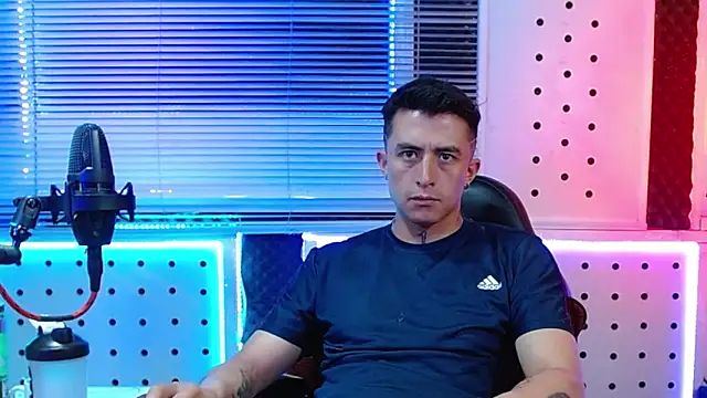 Godofcumxxx Adlı Modelin Canlı XXX Sohbeti