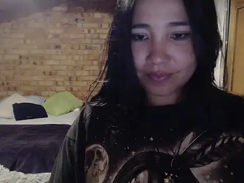 แชท XXX สดของ magiadeisis