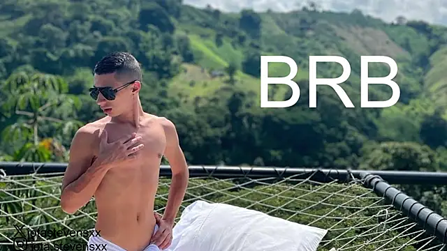 Jotastevensxx Adlı Modelin Canlı XXX Sohbeti