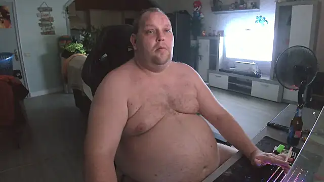 Hotfire-112 Webcam Show