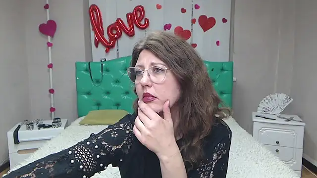 RoseHille 现场XXX聊天