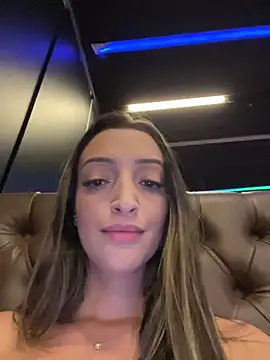 Živý XXX chat BelleLouiseVp