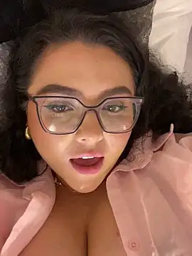 AlmaraRouge Chat XXX live