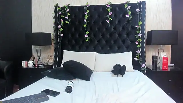 MeganNightt élő XXX-chatje