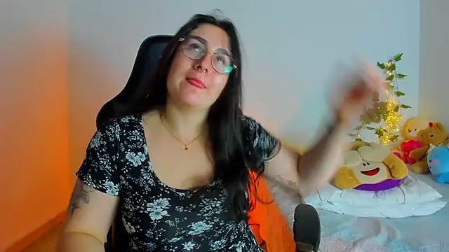 Susan_Foxx live XXX chat