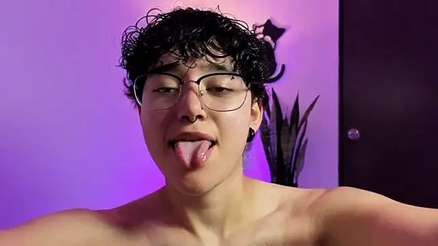 แชท XXX สดของ jeroharper_