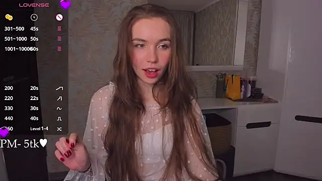 YonaBones Live XXX Chat