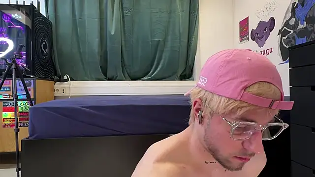 Show modela killa2053 na web-kameri