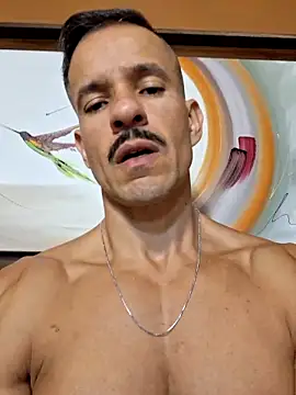 juniortche1313 Adlı Modelin Canlı XXX Sohbeti