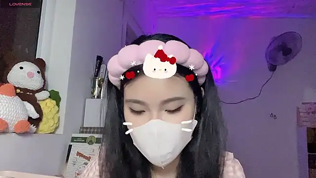 Chat XXX en directo de Tieu-May