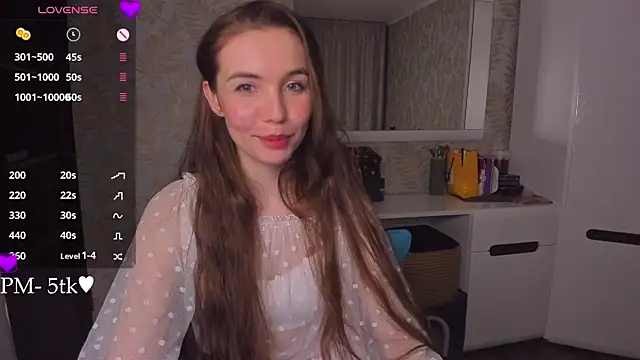 YonaBones' Live XXX Chat