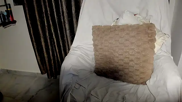 Chat XXX ao vivo de TheShyGirl_