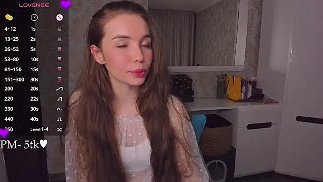 Živý XXX chat YonaBones