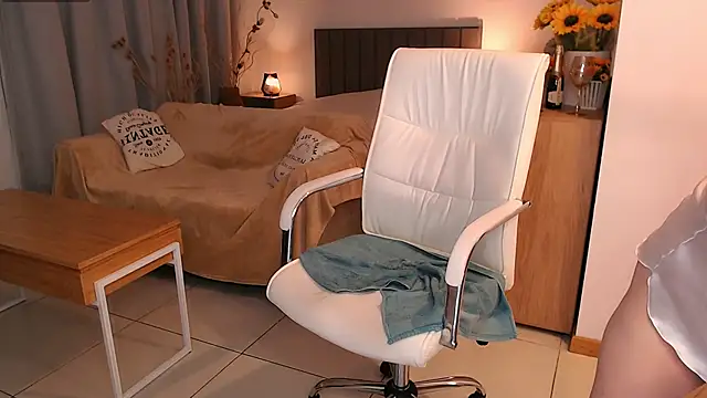 แชท XXX สดของ Tilly_Eliot