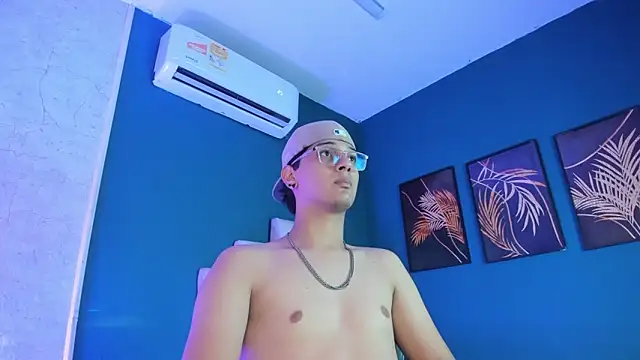 Johnny_Core Webcam Show
