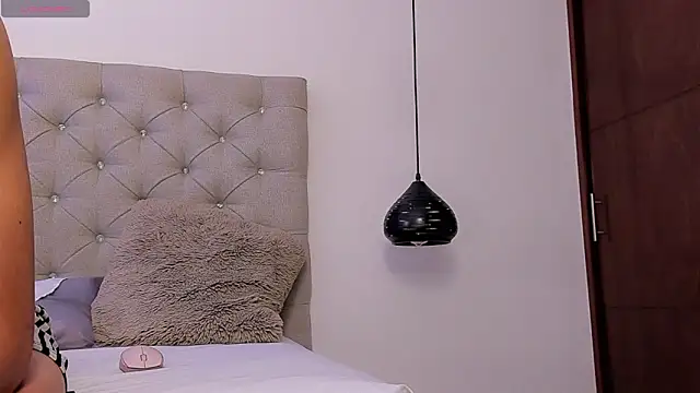 Онлайн чат XXX light_eyes_