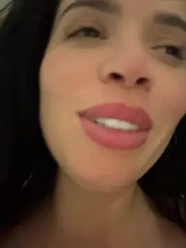 Chat XXX ao vivo de Rafaellaz