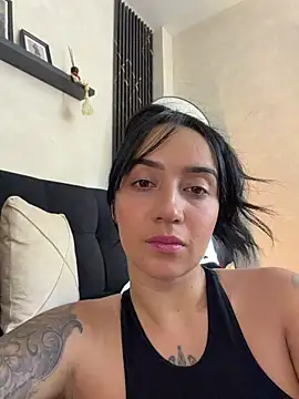 Czat XXX na żywo – EmmyEvans1