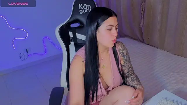 Victoryyy_ élő XXX-chatje