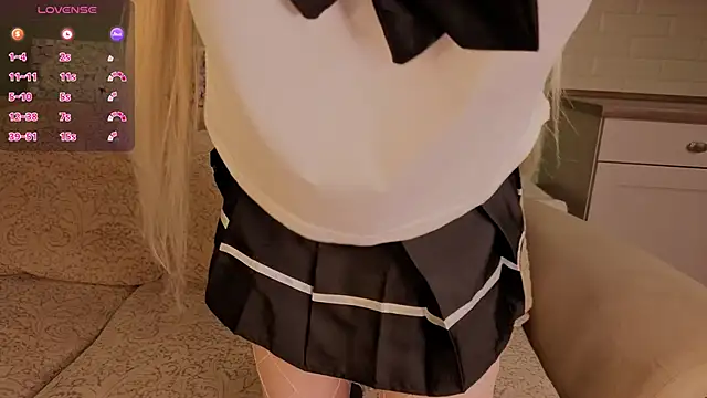 UWU_flower: απευθείας συνομιλία ΧΧΧ