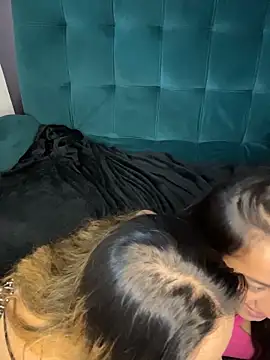 Antonella_Julieta 网络视讯表演