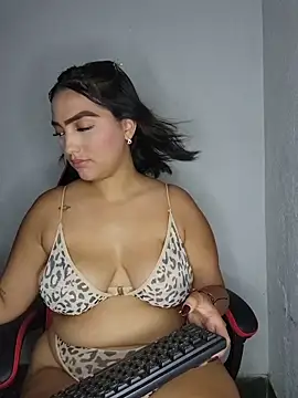 عرض كام Mia_em