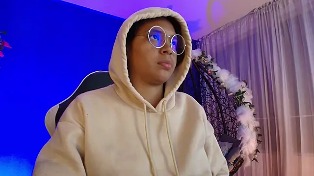 Emmapark_ Chat XXX live