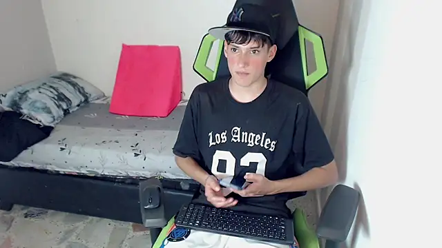 Pablito_junior 在線直播表演