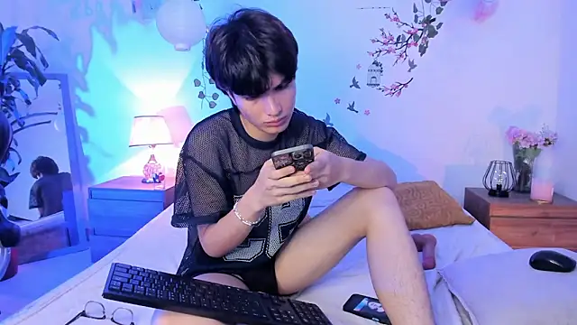 Kai_blaz's Live XXX Chat