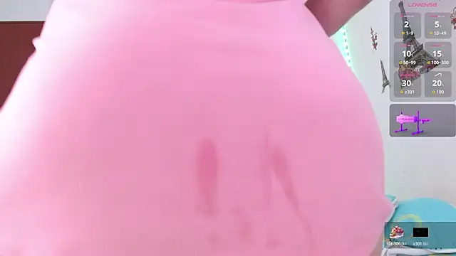 Chat XXX en directo de Emelyross_