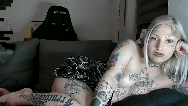 Sembang XXX Secara Langsung RoxxyInk