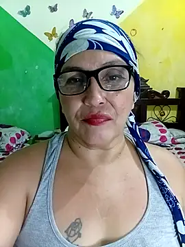 BURBUJA_y_CABALLERO's Webcam Show