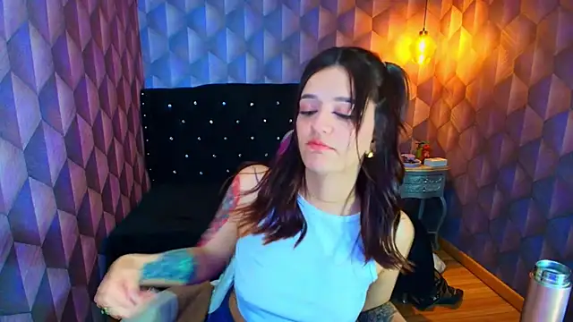 LiaHarryis Live XXX-chat