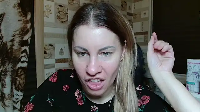 TherestlessKitty's Live XXX Chat