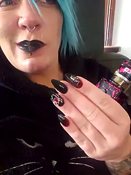 Chat XXX en directo de PinkTheHawk