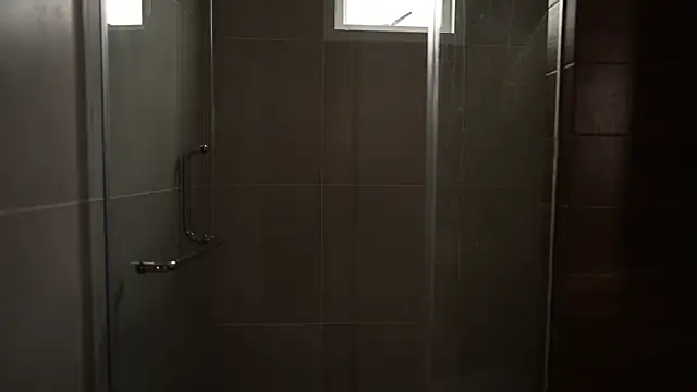 LIttle_Rina_ – Naživo XXX chat