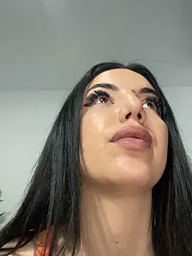 SabrinaDellyn Chat XXX live