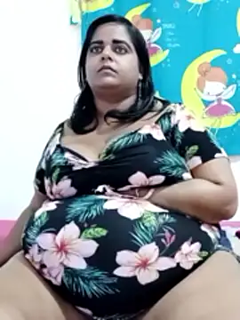 Chat +18 de SusanaEshwar ao vivo