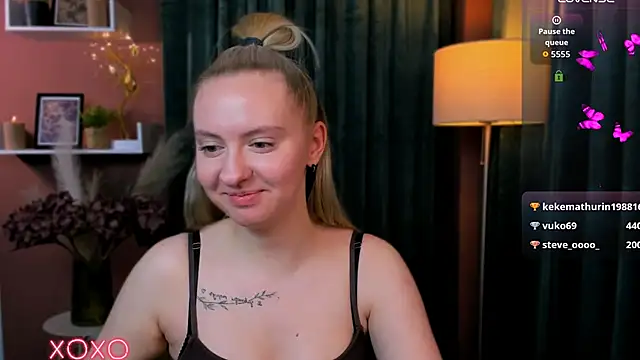 mila_glow1 现场XXX聊天