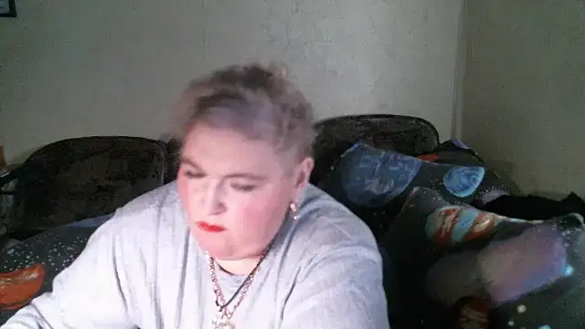 Lana555 现场XXX聊天