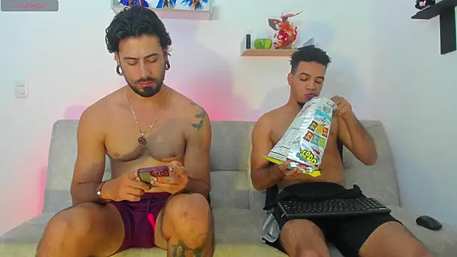 عرض كام heteros_curious