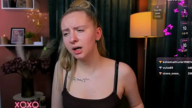 XXX chat uživo modela mila_glow1