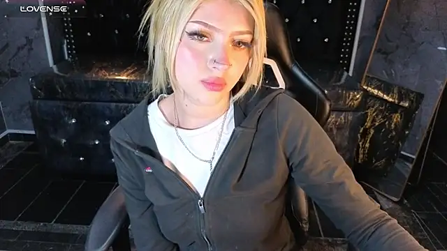 Chatroom XXX en direct de Kitty_fox_b