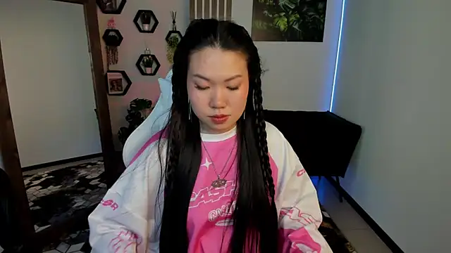 Chat +18 de LunaPurrr ao vivo