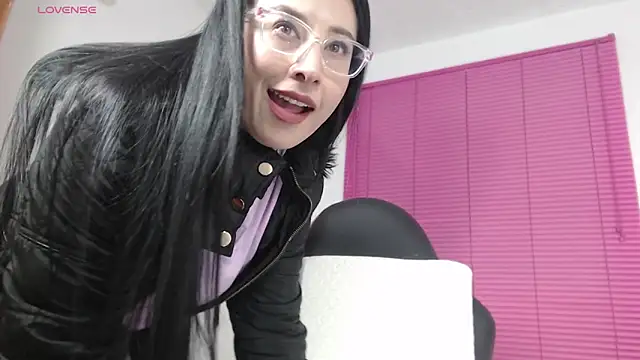 Emma_Hotkiss Obrolan Langsung XXX