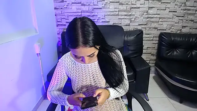 paula_ross_ live XXX chat