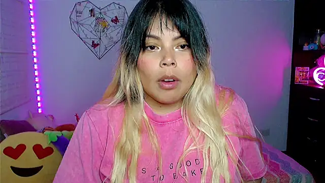 Webkamerová show EllieMoonX