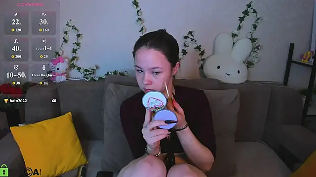 Lori_Bllossom 现场XXX聊天