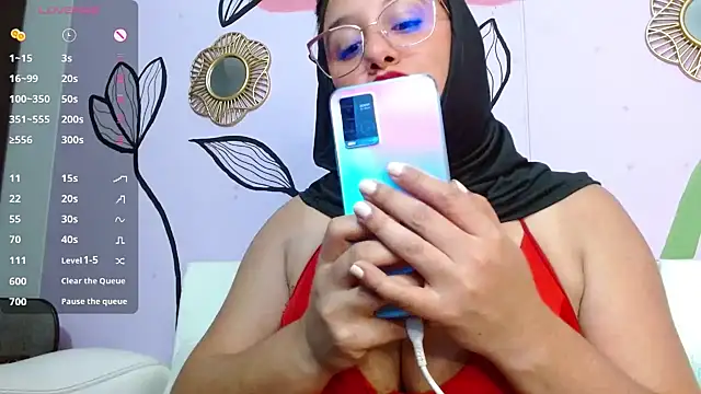 XXX chat uživo modela Deina_bunny