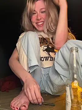 propertyofdaddy Adlı Modelin Canlı XXX Sohbeti